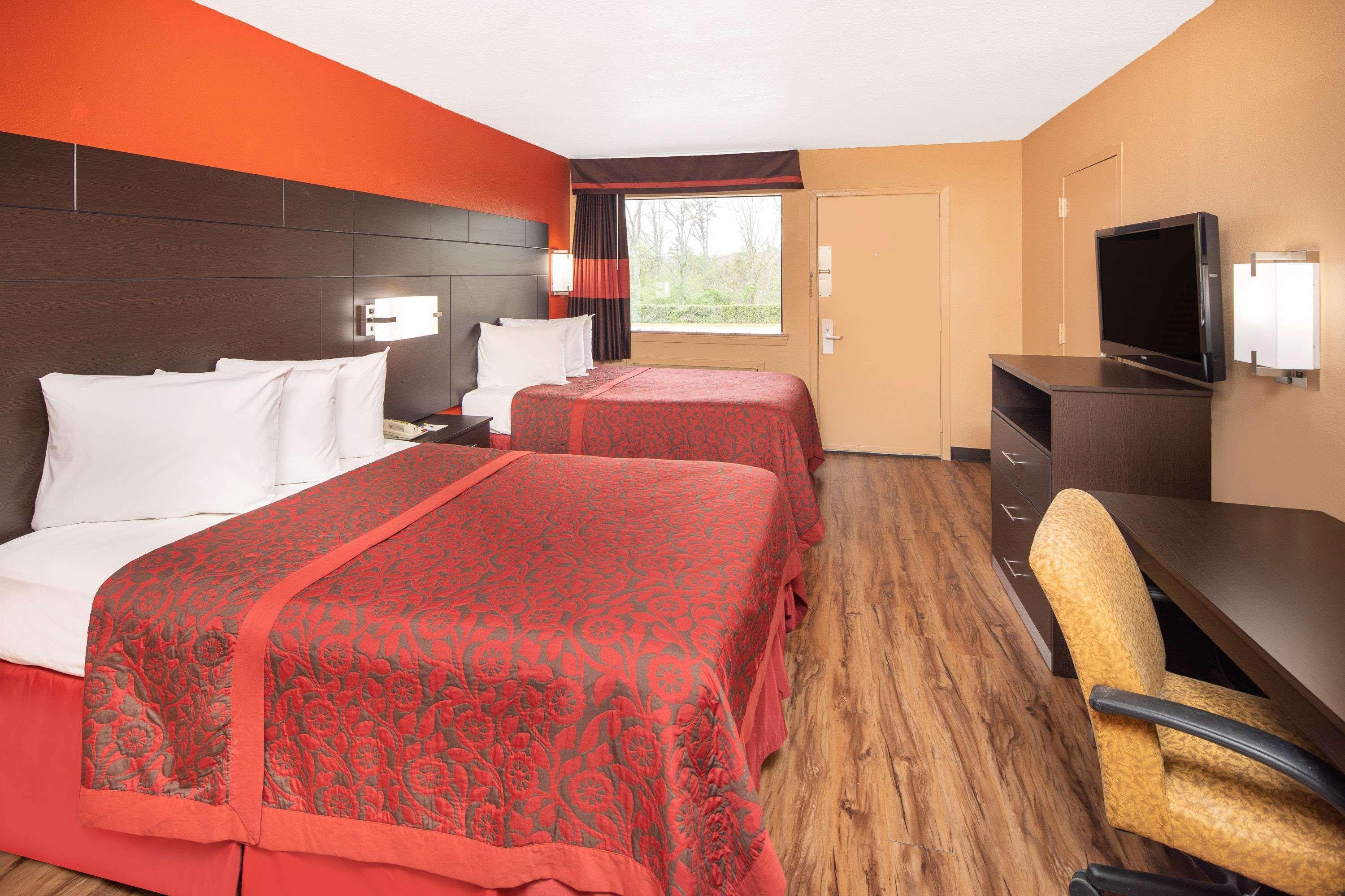 Days Inn By Wyndham Tupelo Eksteriør billede