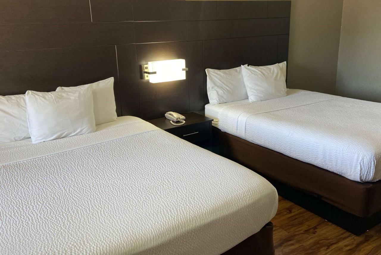 Days Inn By Wyndham Tupelo Eksteriør billede